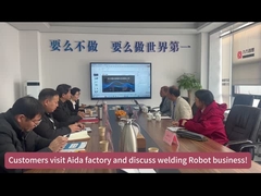 স্বয়ংক্রিয় রোবোটিক ওয়েল্ডিং সরঞ্জাম ধাতু উত্পাদন শিল্প / অটোমোবাইল শিল্পের জন্য